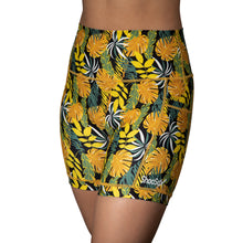 Load image into Gallery viewer, Women&#39;s Tropicali 5”High-Rise Elite Performance Workout Biker Shorts with Silicone Grip ♻️
